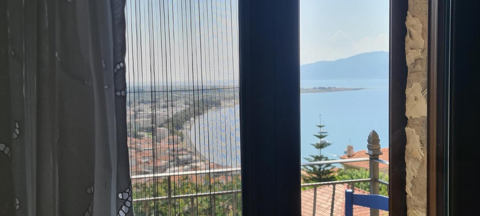 View By The Castle Nafpaktos Exterior foto